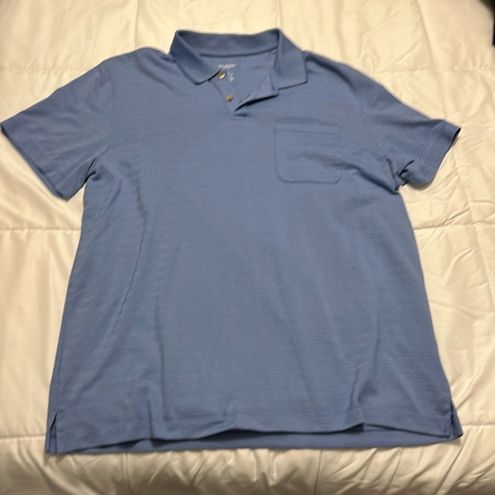 Van Heusen Polo - Picture 1 of 3